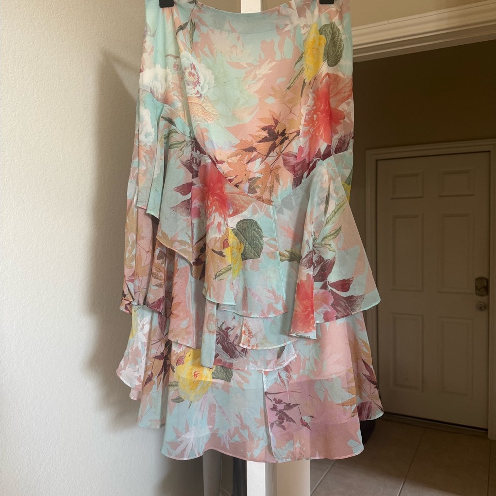 Vince Camuto Pink and Gray Label
